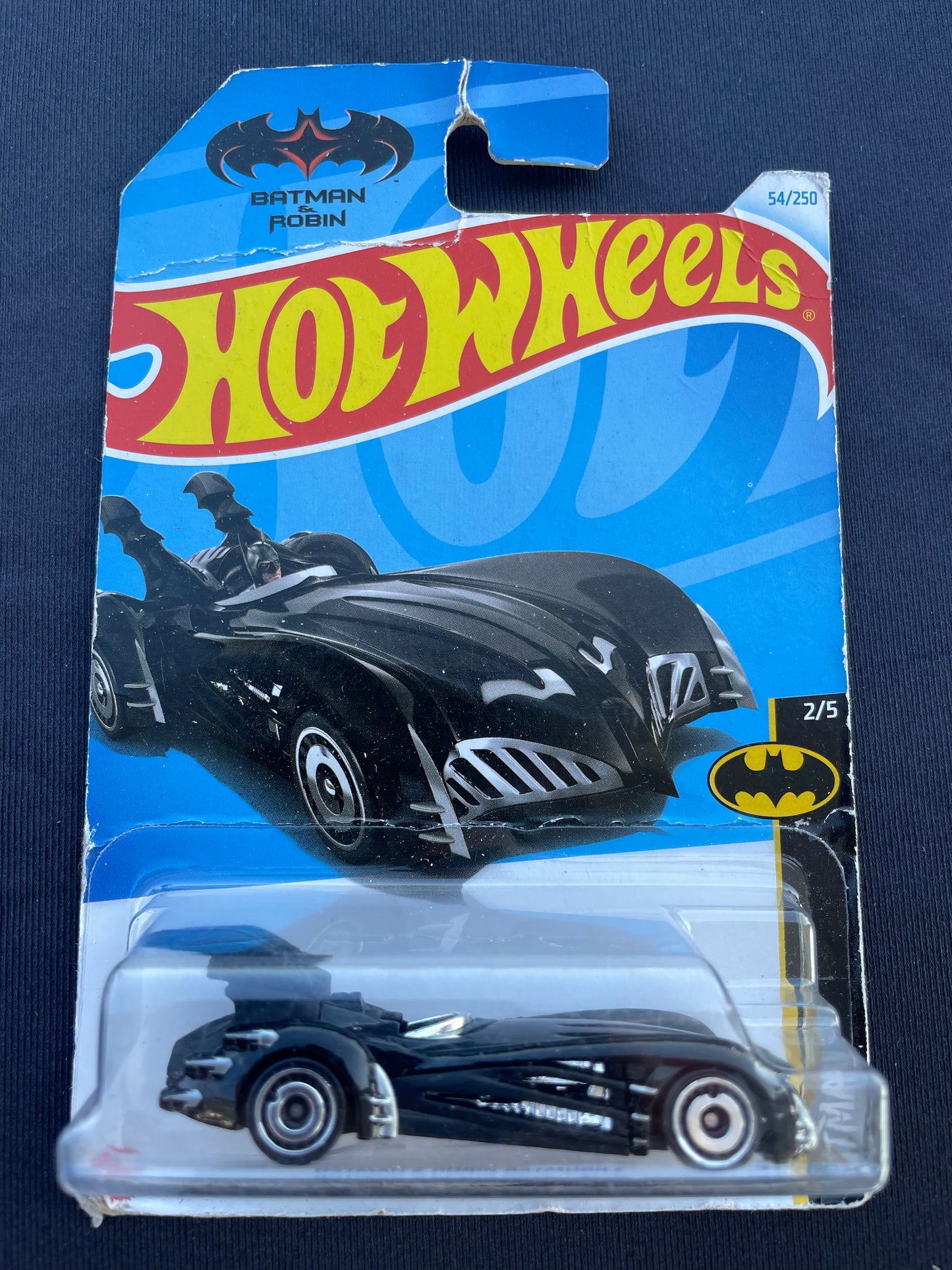 Hot Wheels BATMAN & ROBIN BATMOBILE