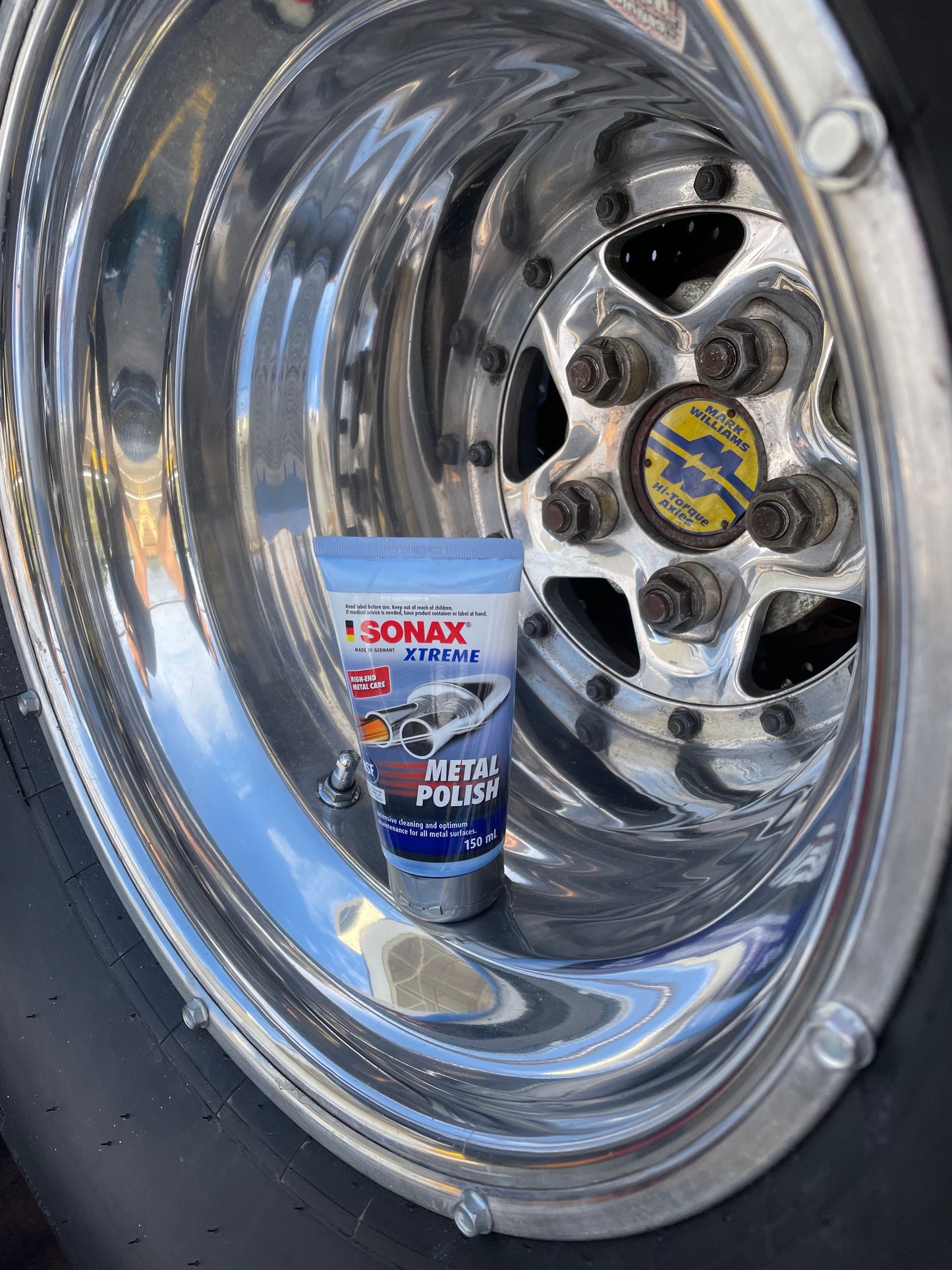 SONAX - XTREME METAL POLISH squeeze tube - Made in Germany